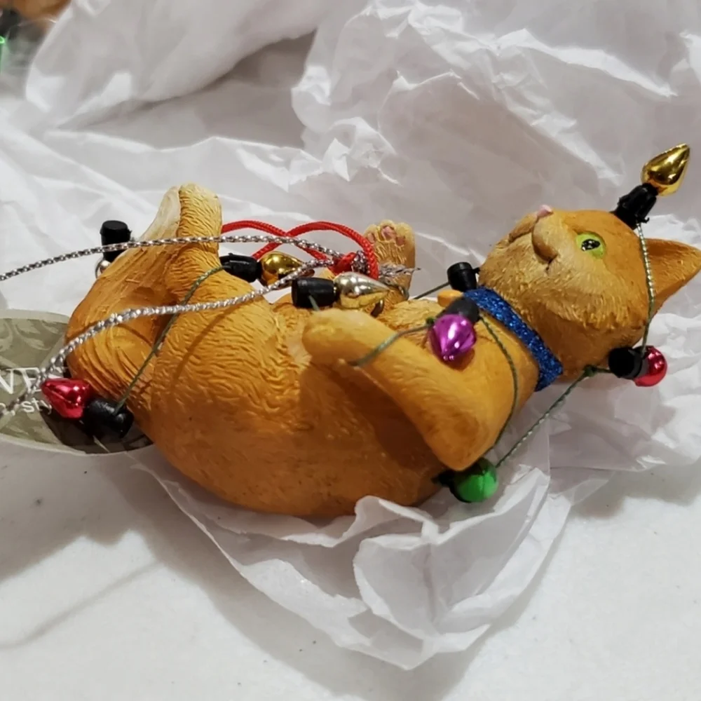 Kitten Cat Tangled in Holiday Lights  Ornament by Midwest Gift Ganz NWT